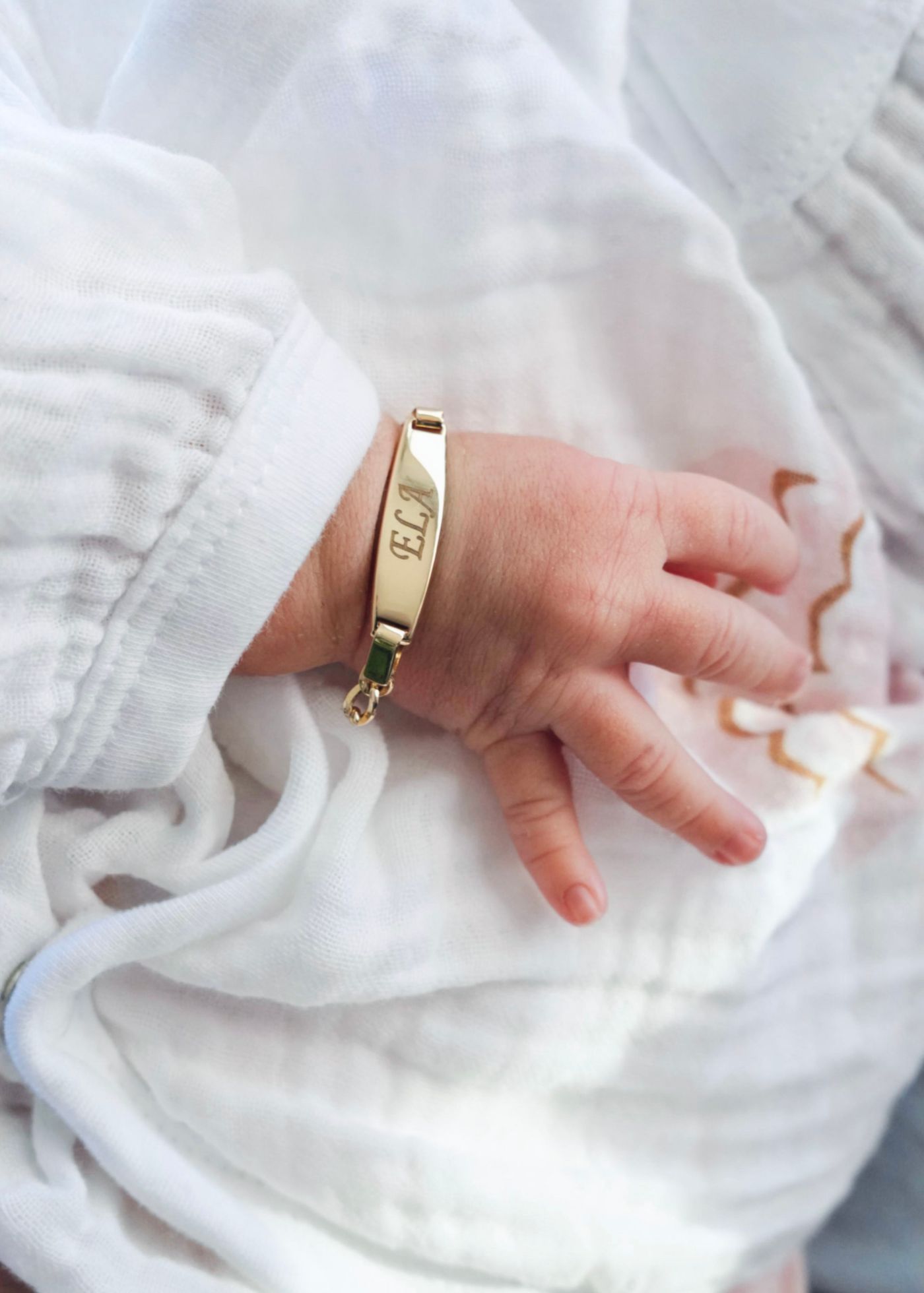 Bracelet de naissance, idée de cadeau à graver